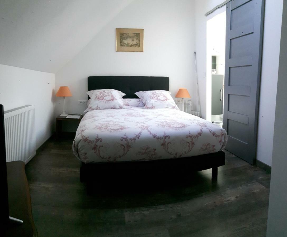 Egligny La Longere Des Glycines B&B 외부 사진
