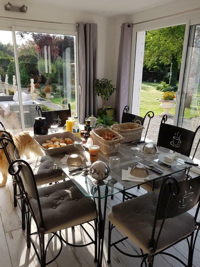 Egligny La Longere Des Glycines B&B 외부 사진