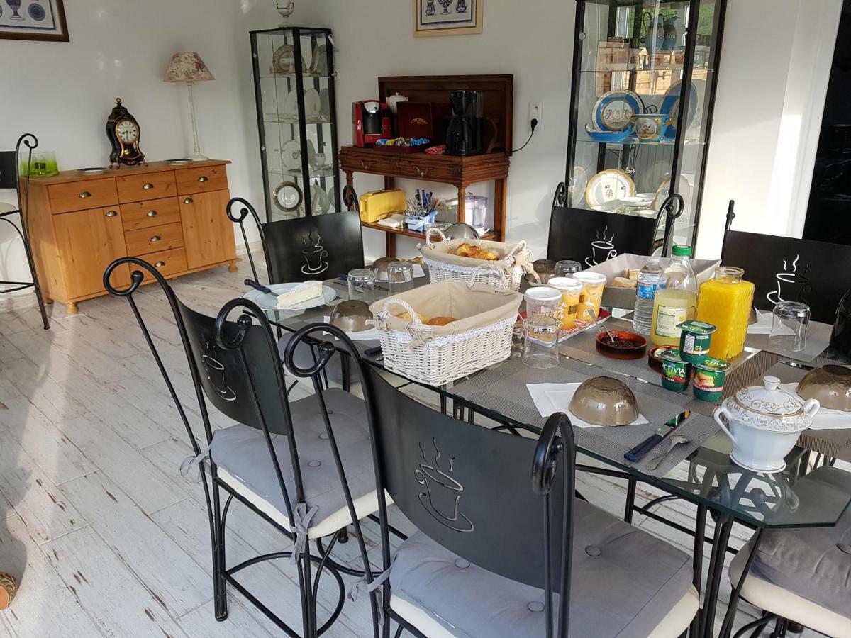 Egligny La Longere Des Glycines B&B 외부 사진